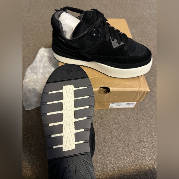 UGG Unisex Suede Goldencush Sneakers Shoes Black 1152719 Men 10.5 Women 11.5 - Picture 11 of 16